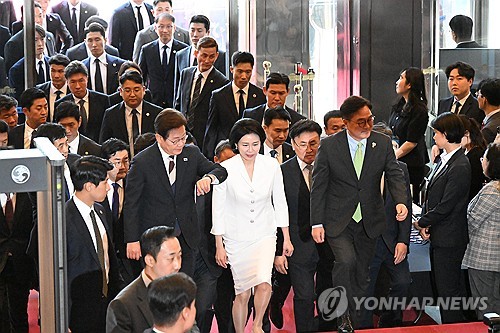 퍼스트카지노